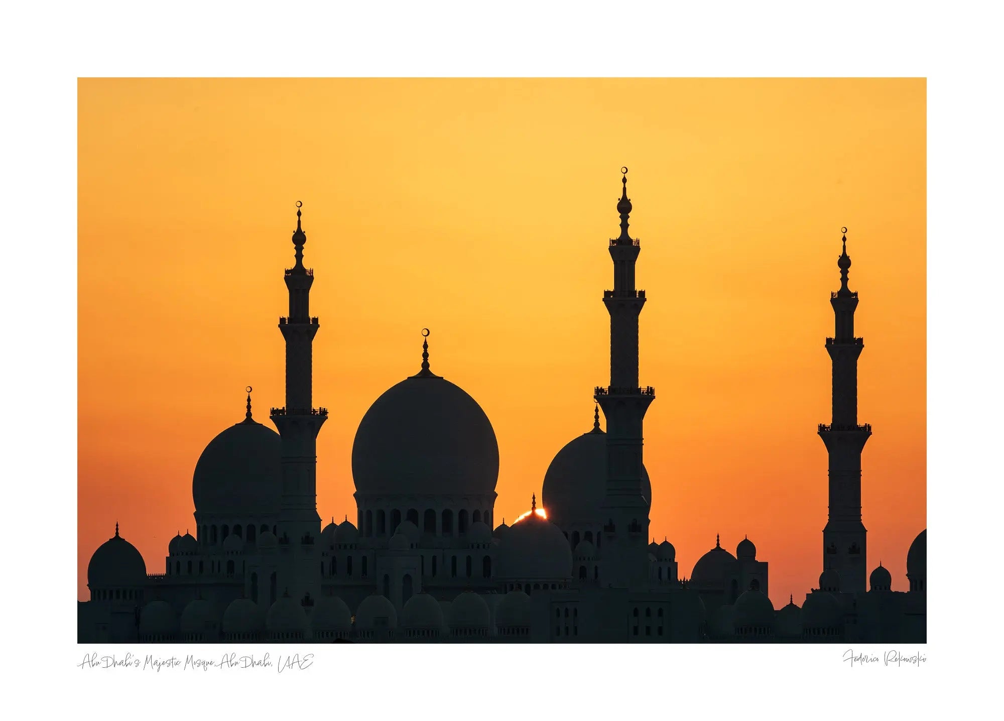 Abu Dhabi’s Majestic Mosque, Abu Dhabi, UAE