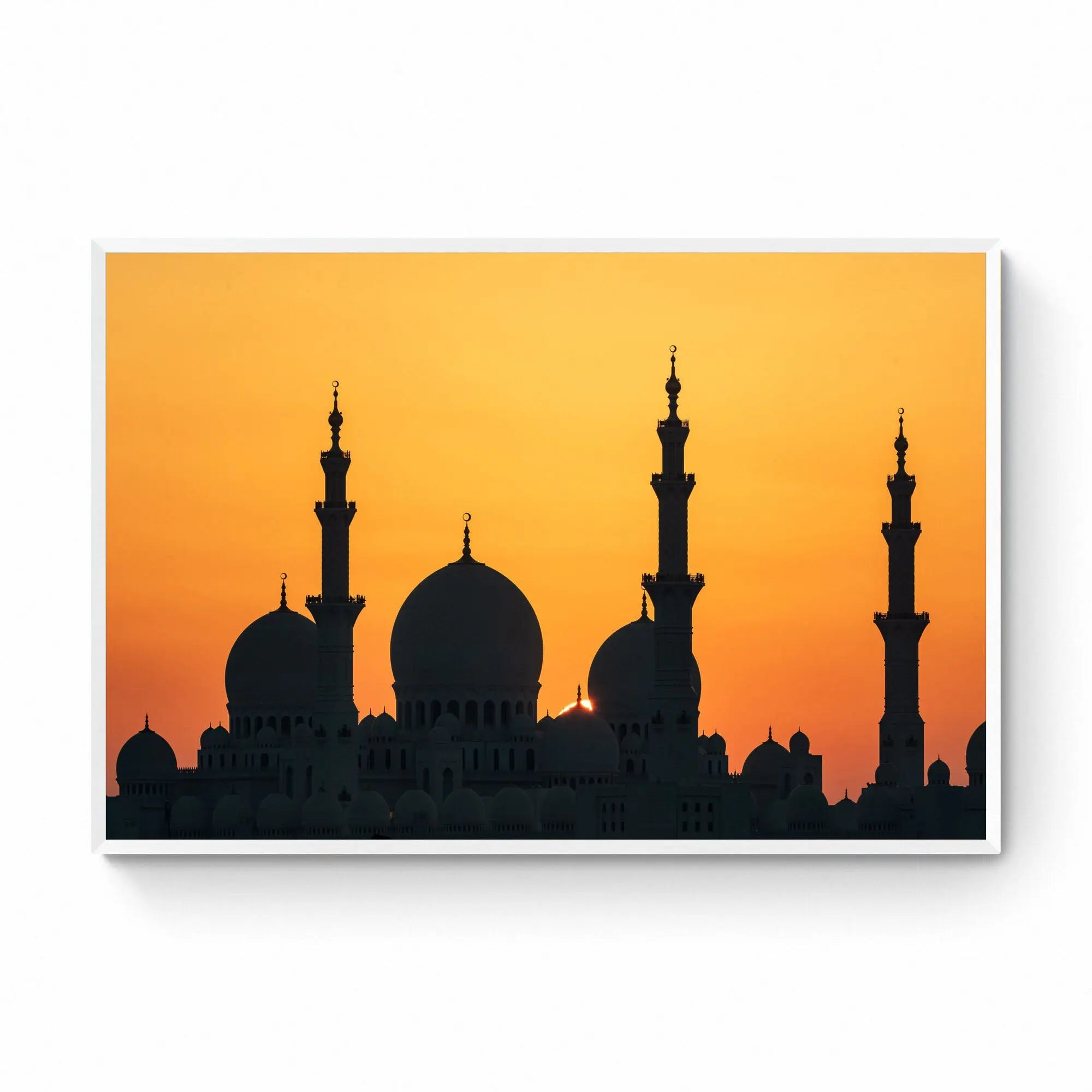 Abu Dhabi’s Majestic Mosque, Abu Dhabi, UAE (Int)