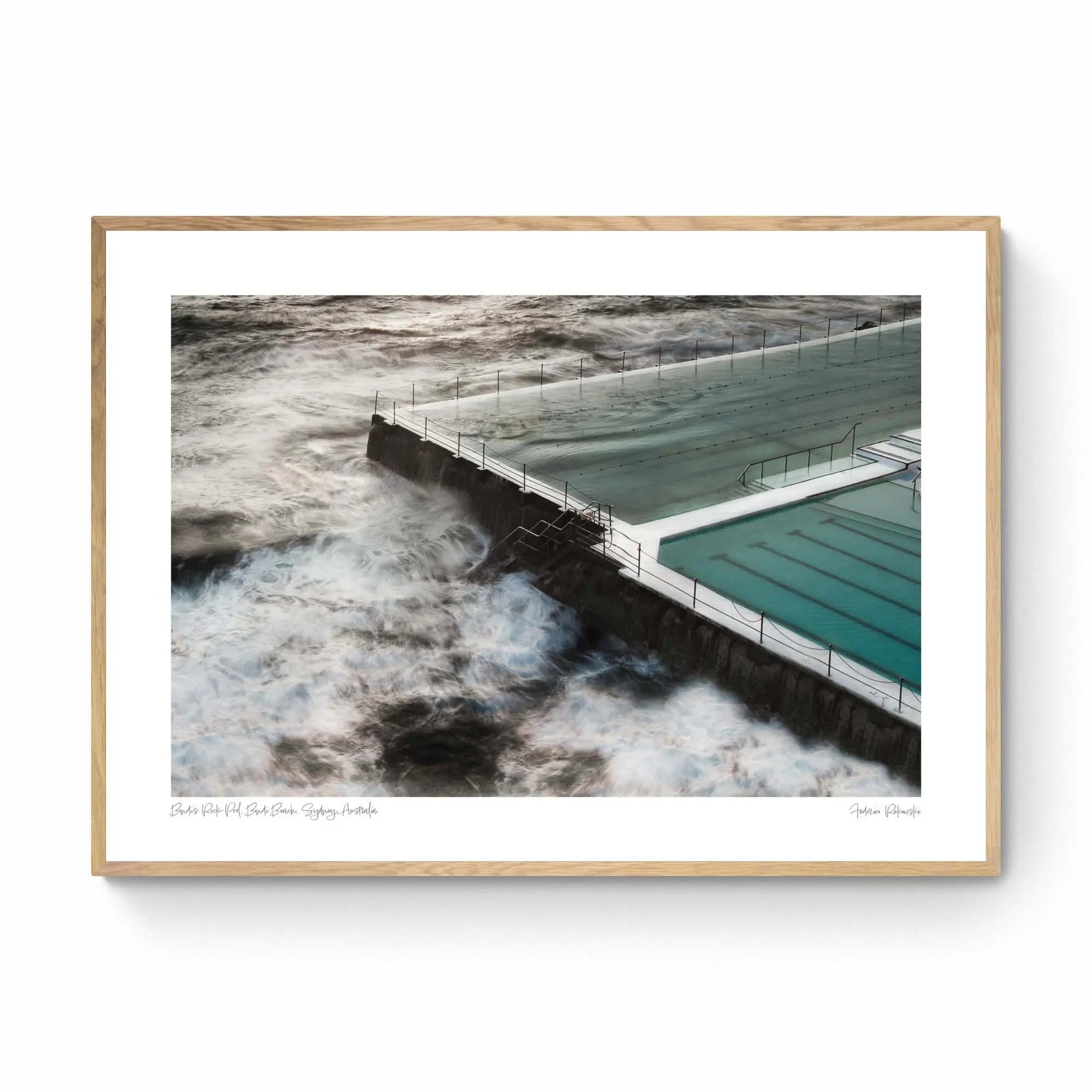 Bondi's Rock Pool, Bondi Beach, Sydney, Australia (Int)
