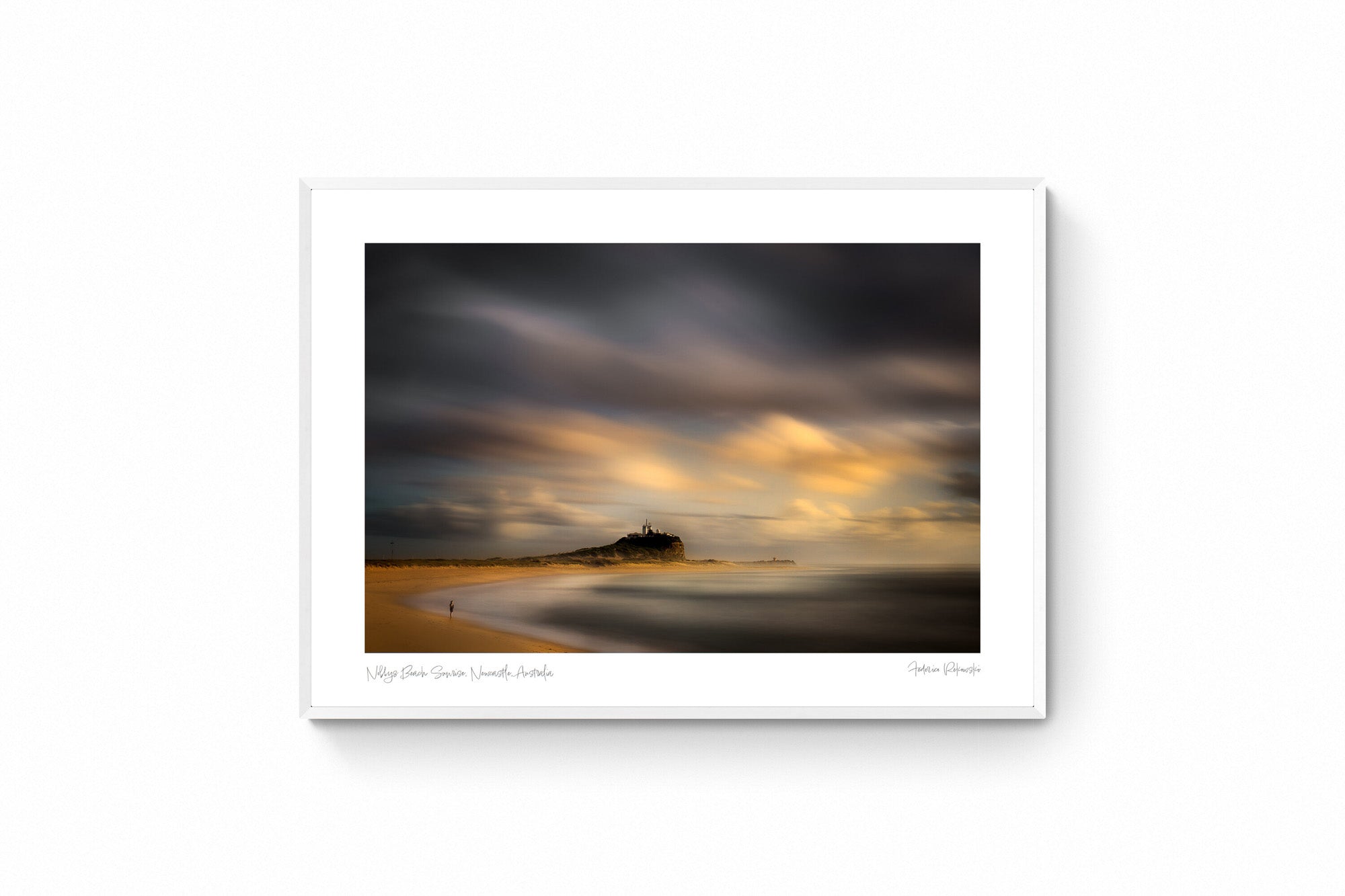 Nobbys Beach Sunrise, Newcastle, Australia (Int)